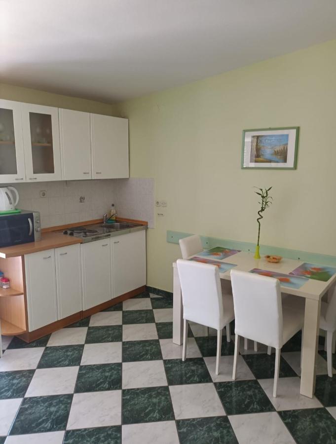 Apartments Martinovic By The Sea Kukljica Zewnętrze zdjęcie