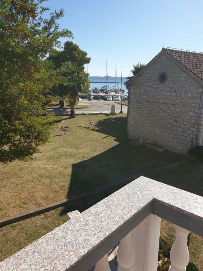Apartments Martinovic By The Sea Kukljica Zewnętrze zdjęcie